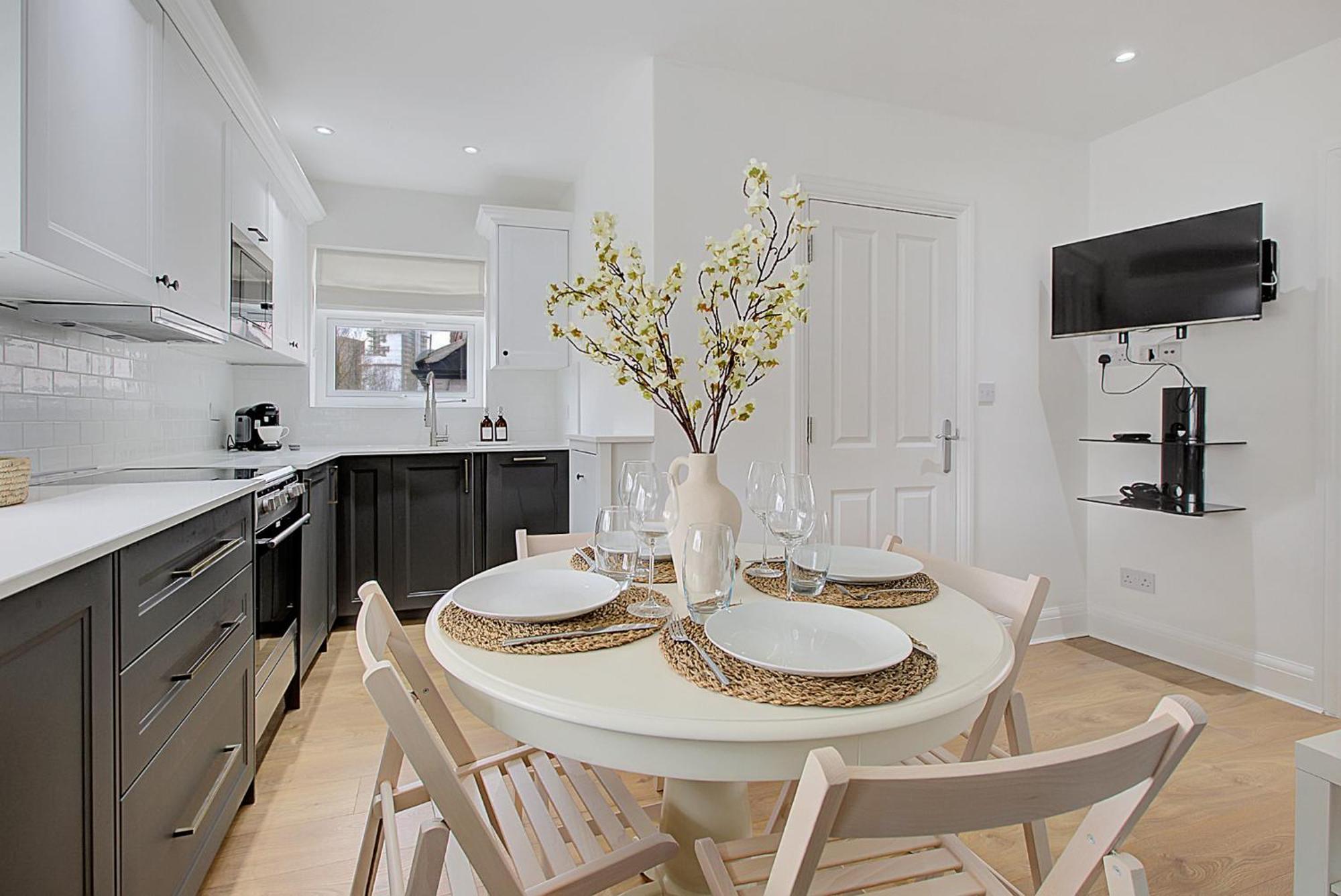 Quality Apartments Close To Tube ヘンドン エクステリア 写真