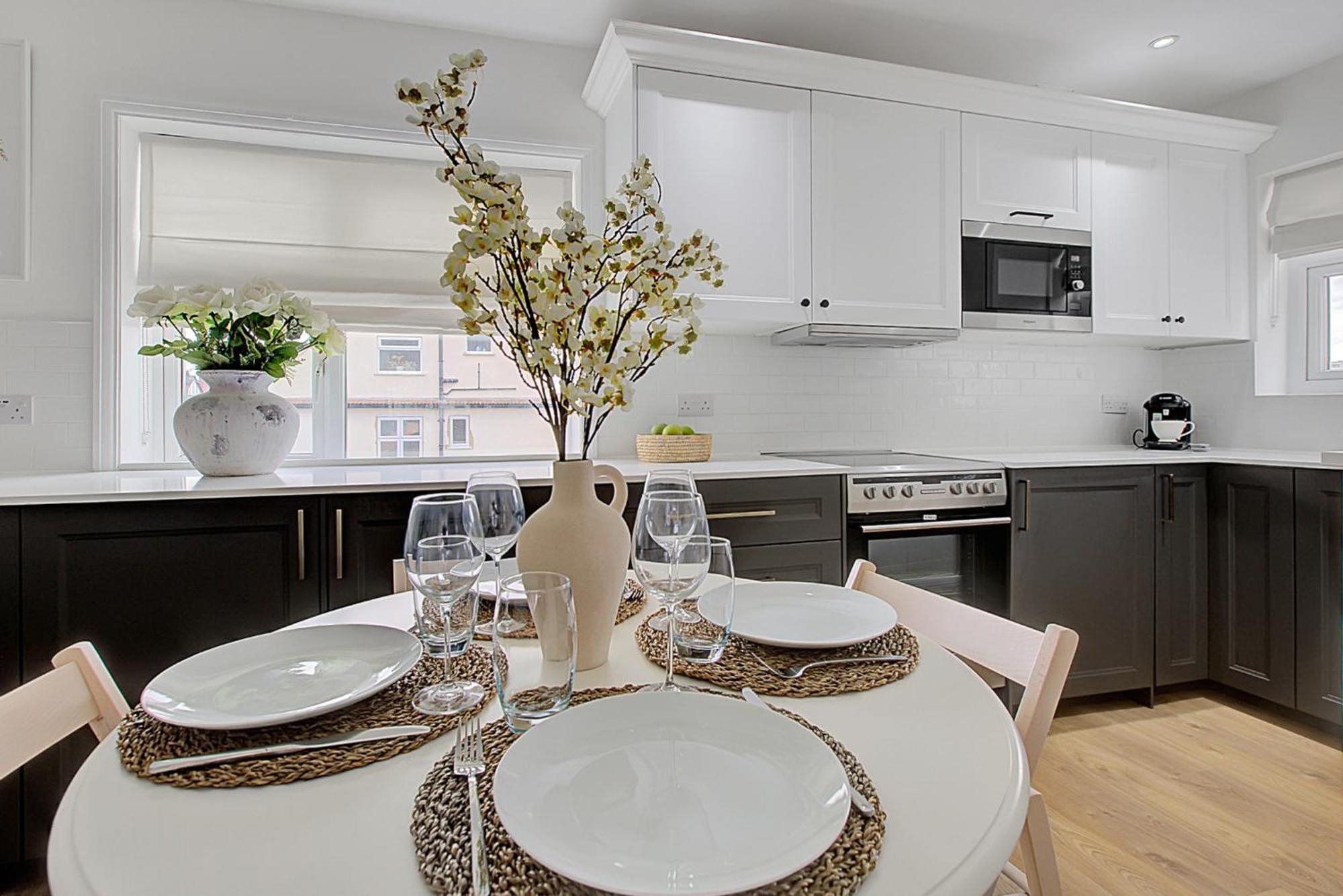 Quality Apartments Close To Tube ヘンドン エクステリア 写真