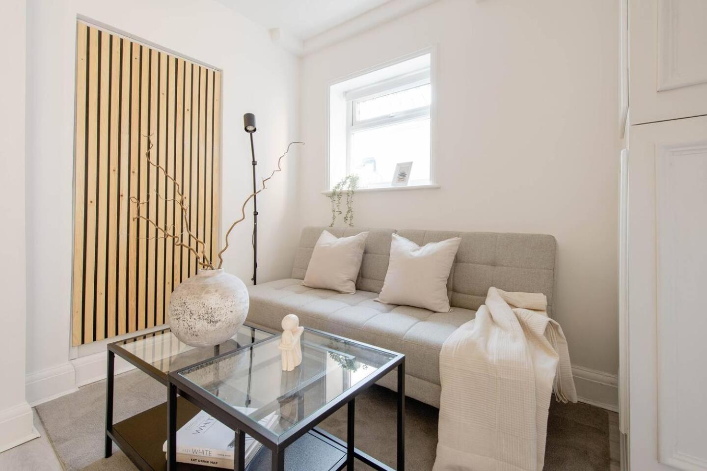 Quality Apartments Close To Tube ヘンドン エクステリア 写真