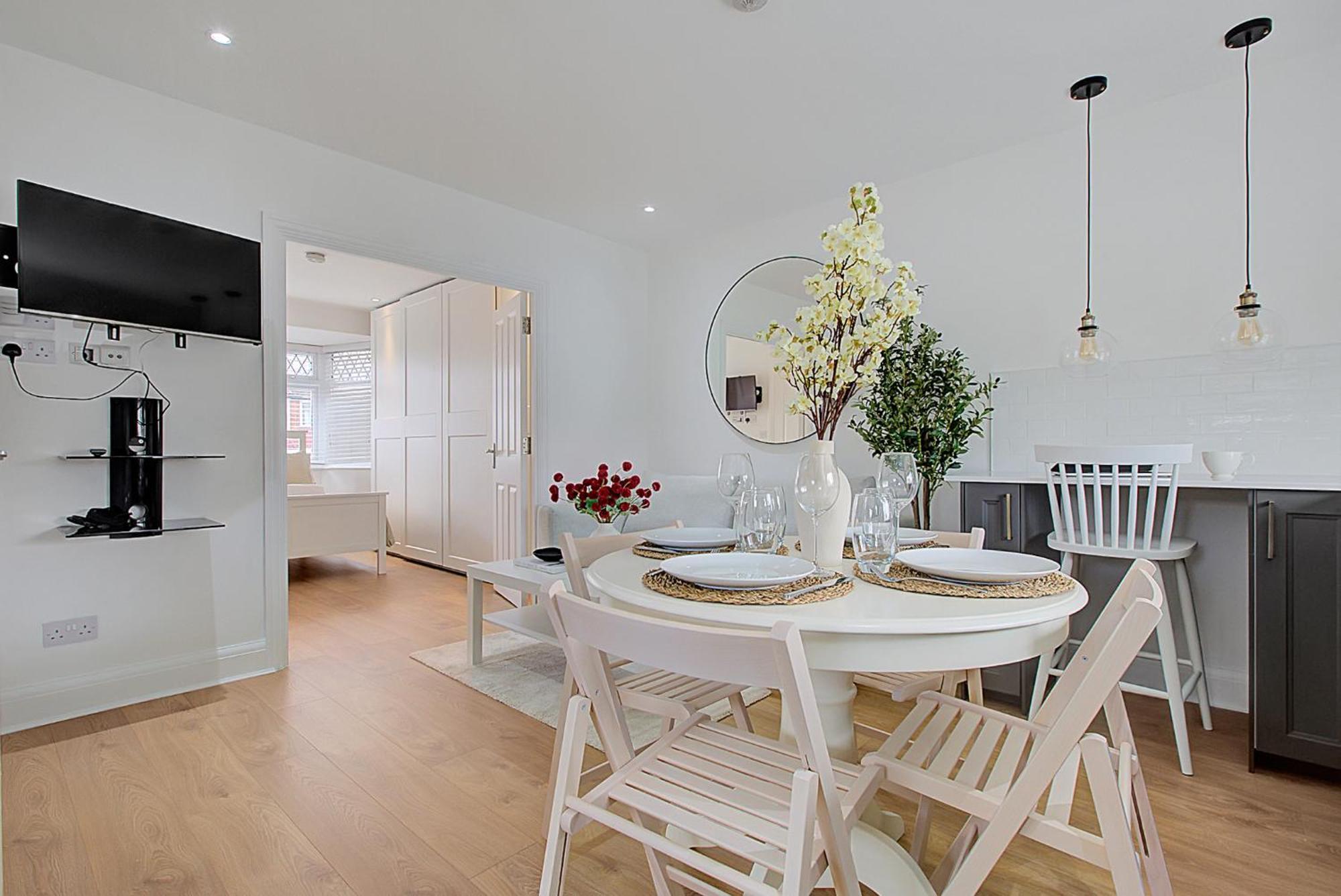 Quality Apartments Close To Tube ヘンドン エクステリア 写真